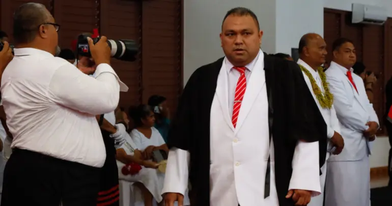 Correction to the article reporting Vaimauga No. 2 petitions withdrawn.