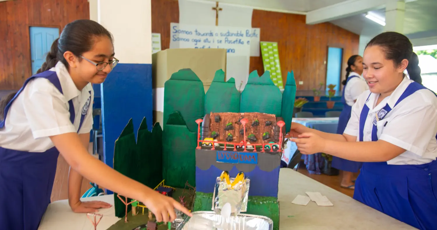 Science projects inspired by power crisis