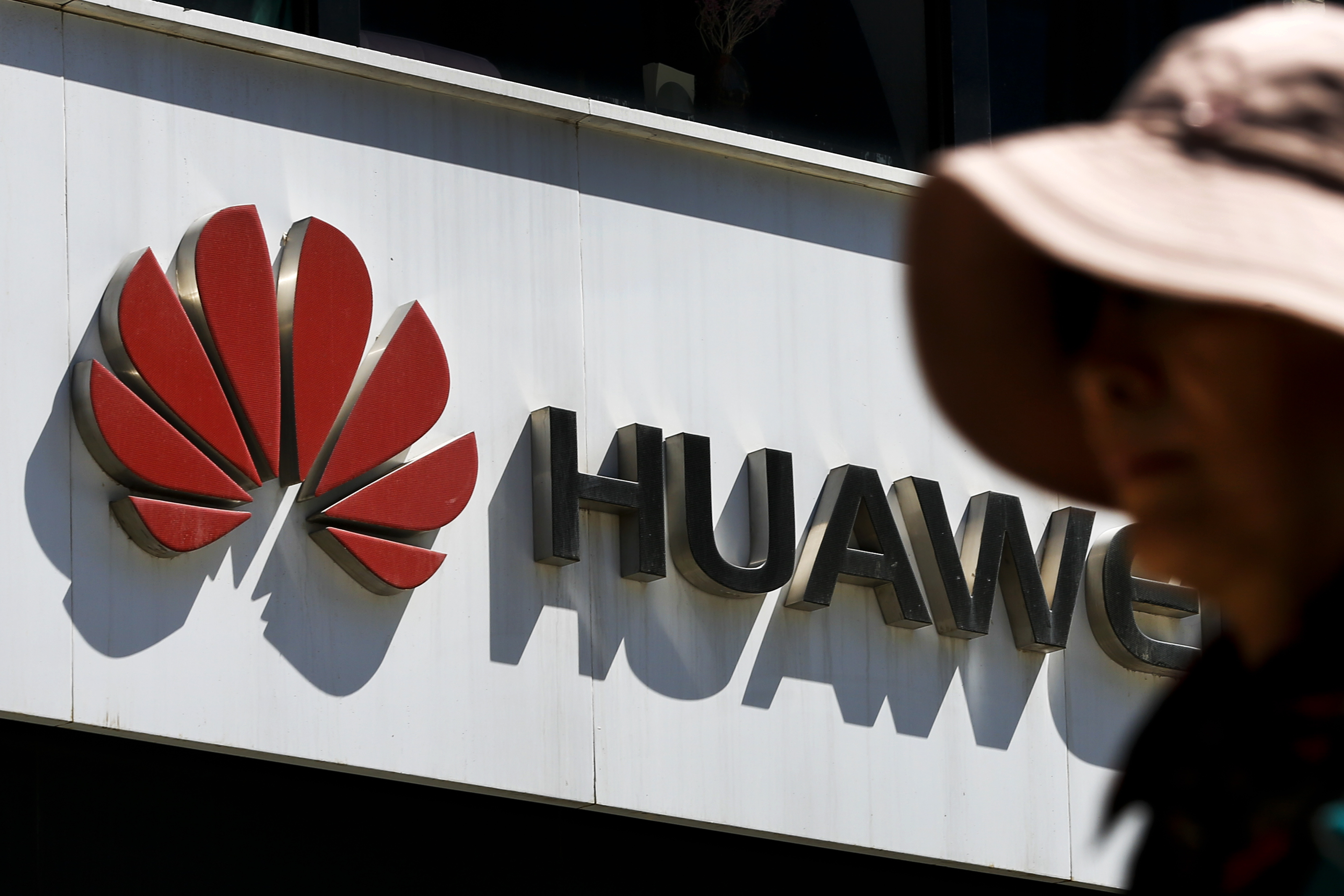 Federal jury rules against Huawei in trade secrets case