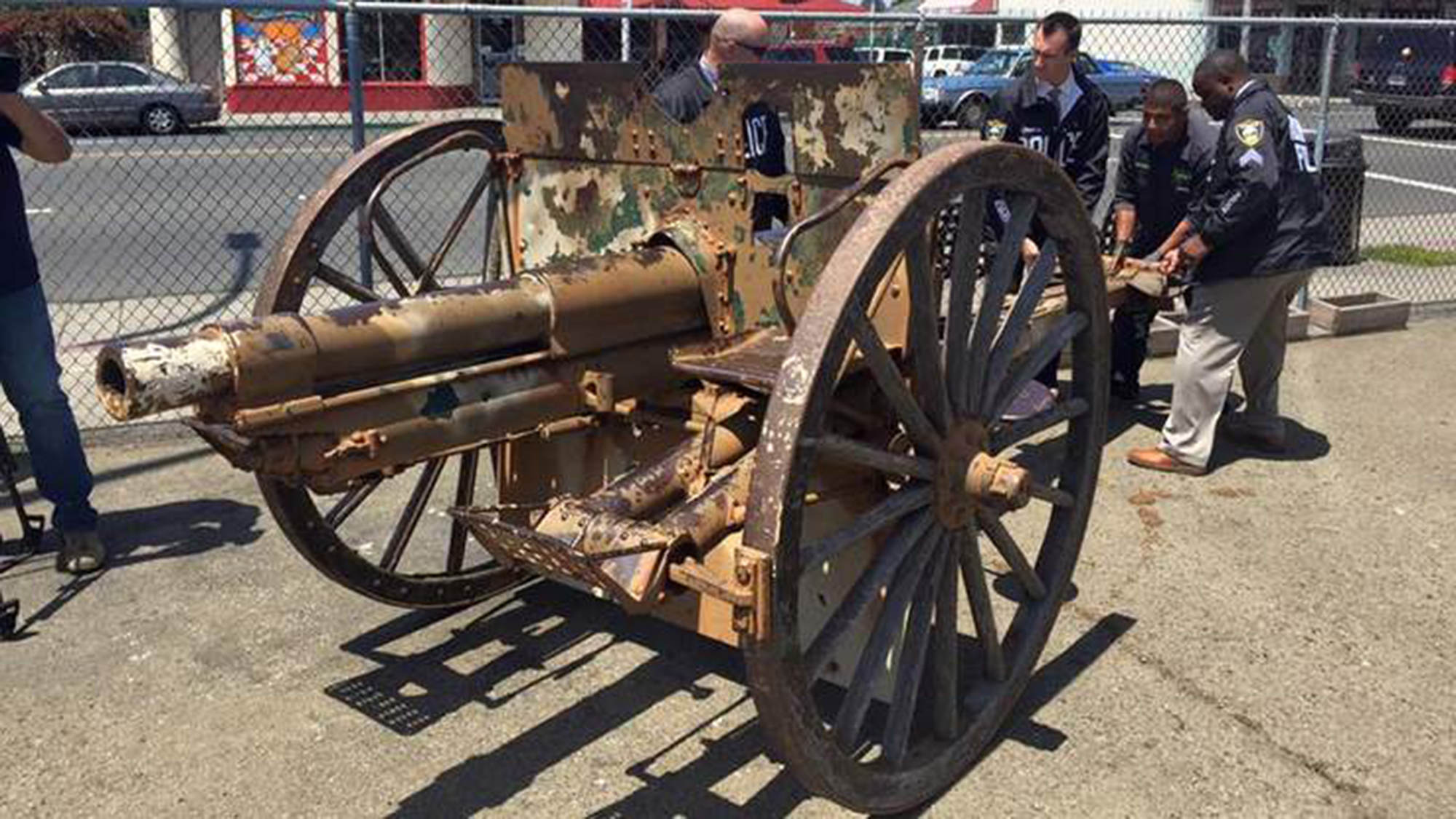 Iran oil tanker explodes, sinks off China with no survivors