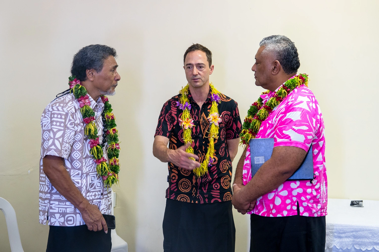 Expectations of truth and the hard role of the watchdogs