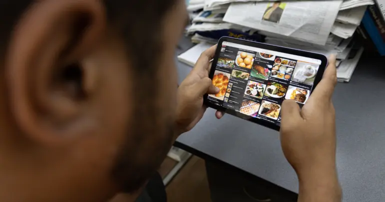 Beware of shopping scams, warns bank