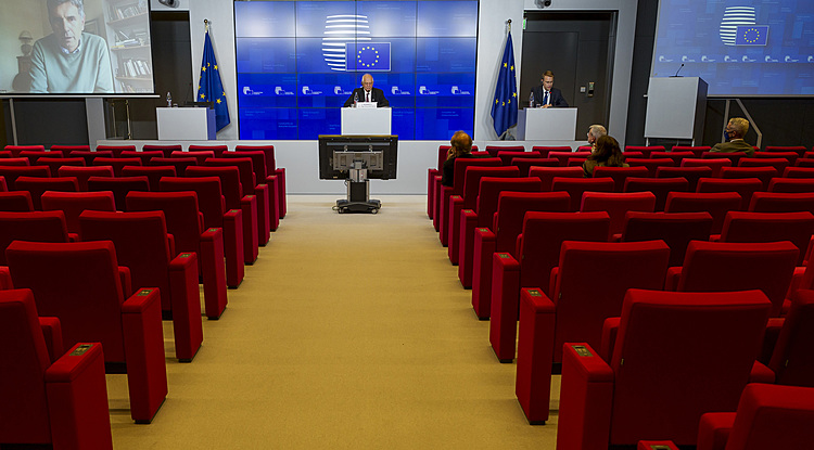 EU slaps sanctions on 2 Russians over Germany cyberattack