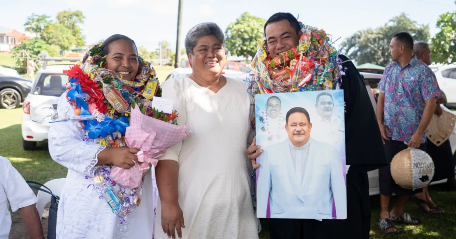 Sixteen ordained as reverends at Piula