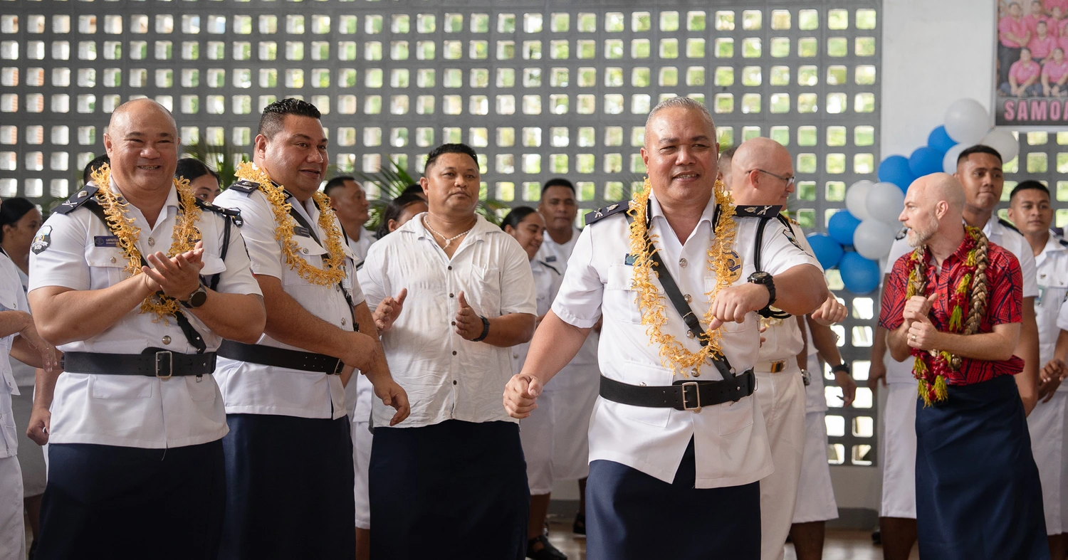 Top cops off to NZ