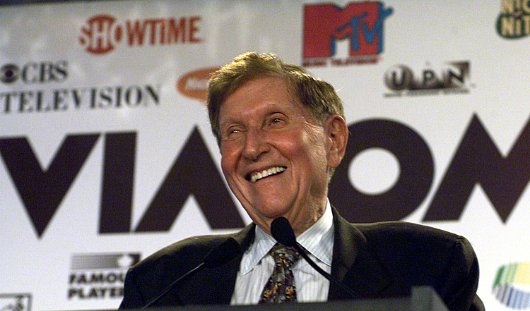Sumner Redstone, who built media empire including CBS, dies